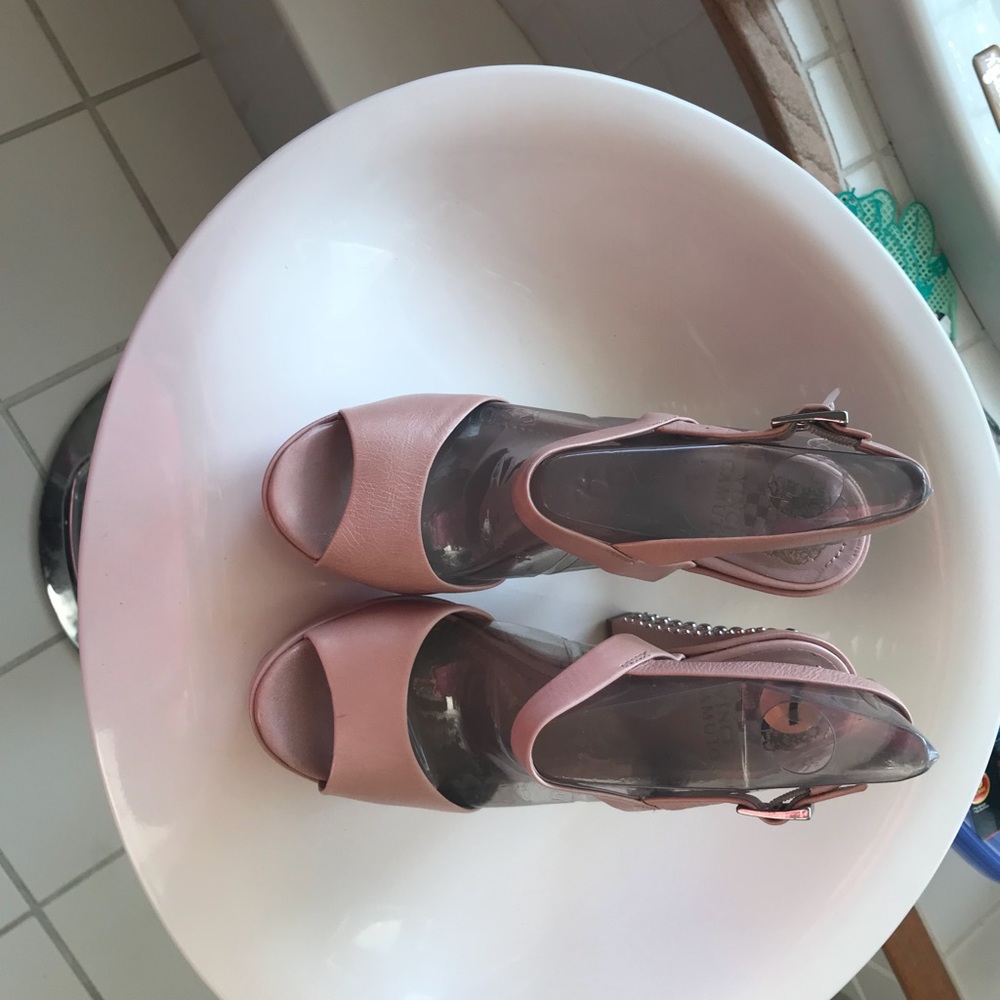 Size 7 Vince Camuto blush pink silver studded - Picture 2 of 7